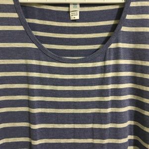 LuLaRoe Perfect Tee